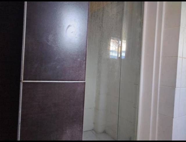 2 BEDROOM PROPERTY TO RENT IN STERPARK